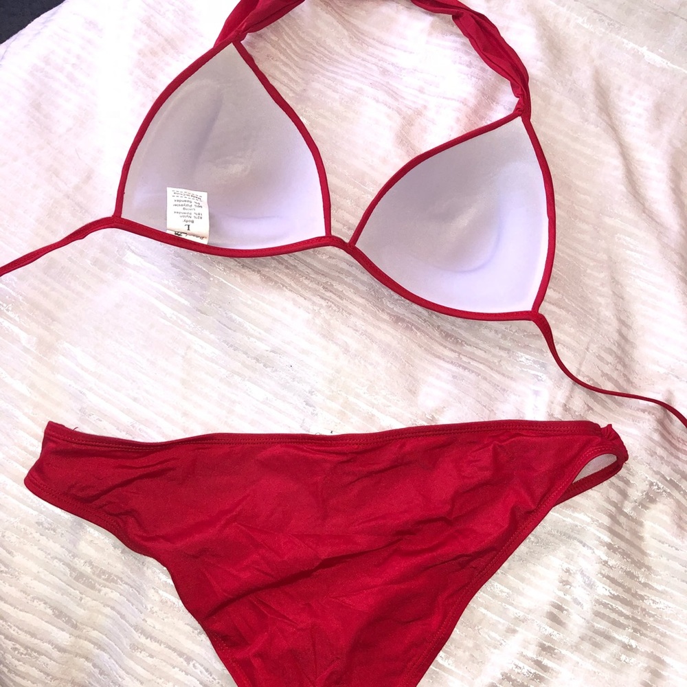 Red Bikini - image 6